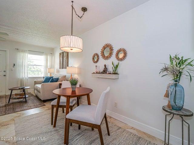 75 Royal Oak Court 204, Vero Beach, FL, 32962 photo 7
