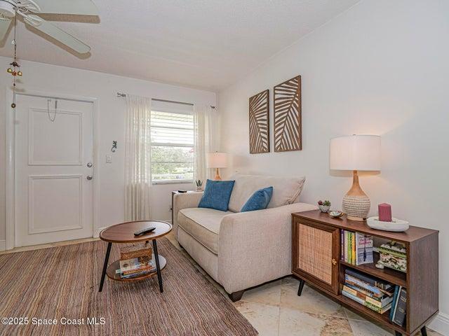 75 Royal Oak Court 204, Vero Beach, FL, 32962 photo 9