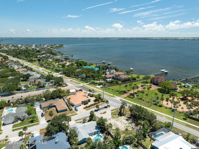 Arial Lot & River View