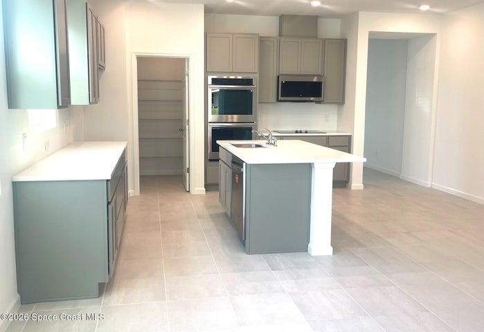 928 Soleway Avenue NW, Palm Bay, FL, 32907 photo 2