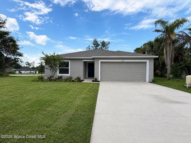 1691 2nd Avenue, DeLand