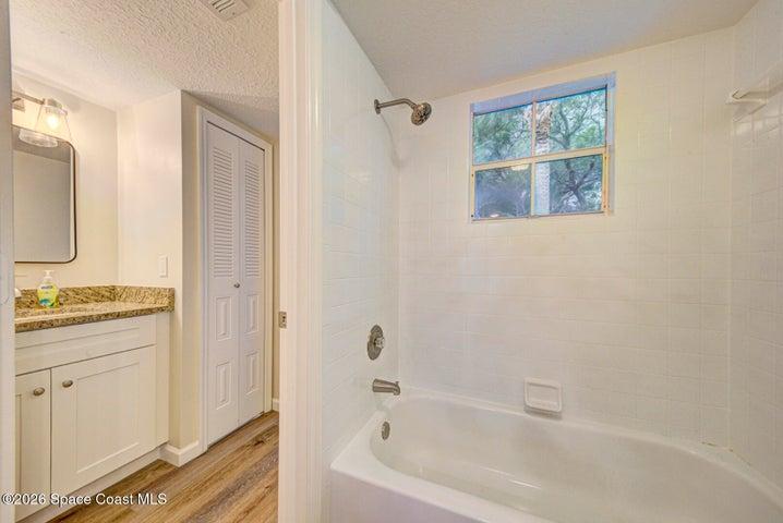 jack & jill bathtub