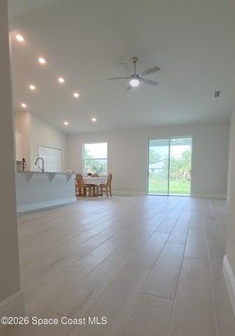 551 Borraclough Avenue NW, Palm Bay, FL, 32907 photo 3