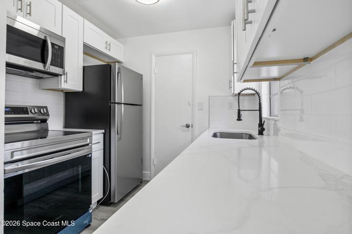 346 Crown Boulevard, Melbourne, FL, 32901 photo 2