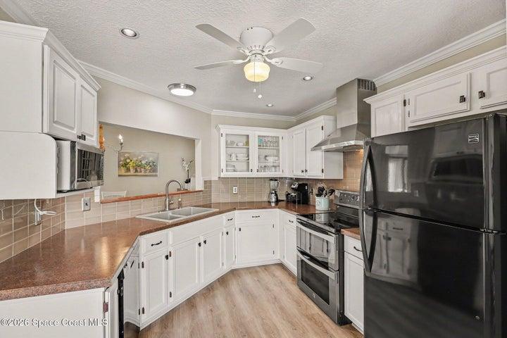 723 Spring Valley Drive, Melbourne, FL, 32940 photo 4