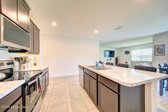 913 Trinity Street, Rockledge, FL, 32955 photo 11