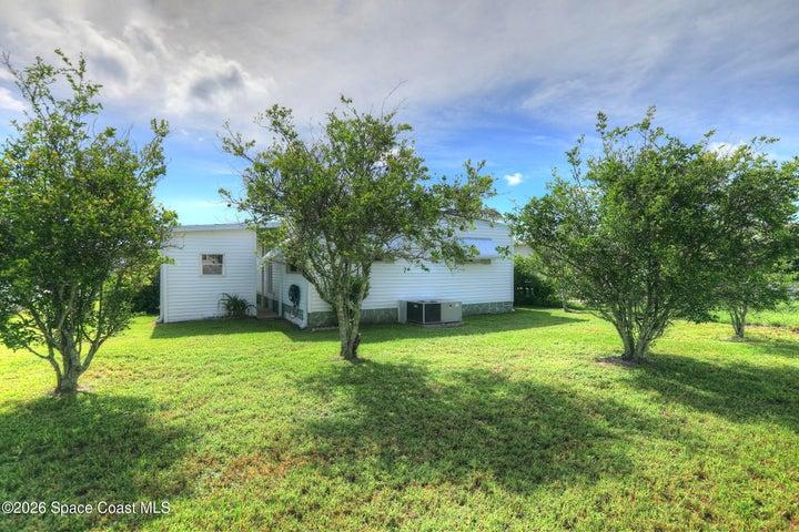 912 Oriole Circle, Barefoot Bay, FL, 32976 photo 2