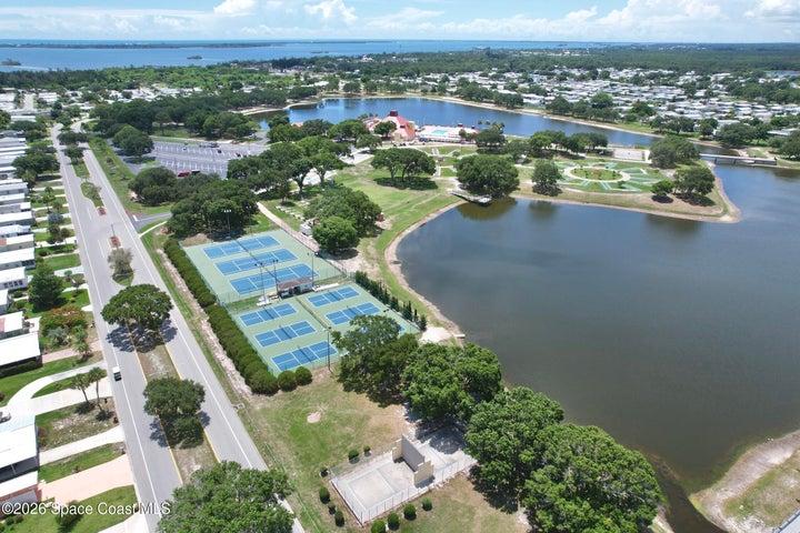 912 Oriole Circle, Barefoot Bay, FL, 32976 photo 22