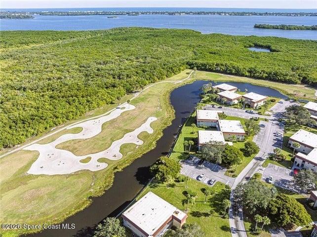73 Royal Oak Court 101, Vero Beach, FL, 32962 photo 8