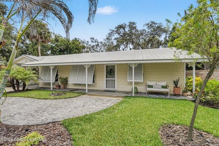 565 Old Oak Street, Melbourne, FL, 32935 photo 3