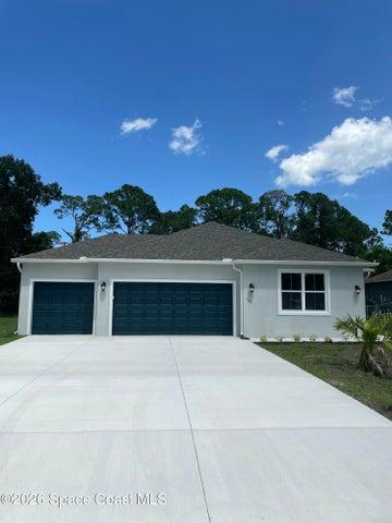 121 Uleta Road SE 12, Palm Bay