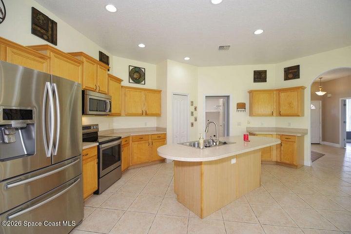 1916 Windbrook Drive, Palm Bay, FL, 32909 photo 4