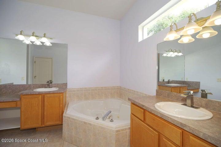 1916 Windbrook Drive, Palm Bay, FL, 32909 photo 10