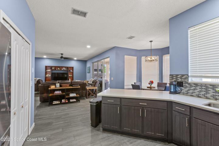 807 Jadestone Circle, Orlando, FL, 32828 photo 8