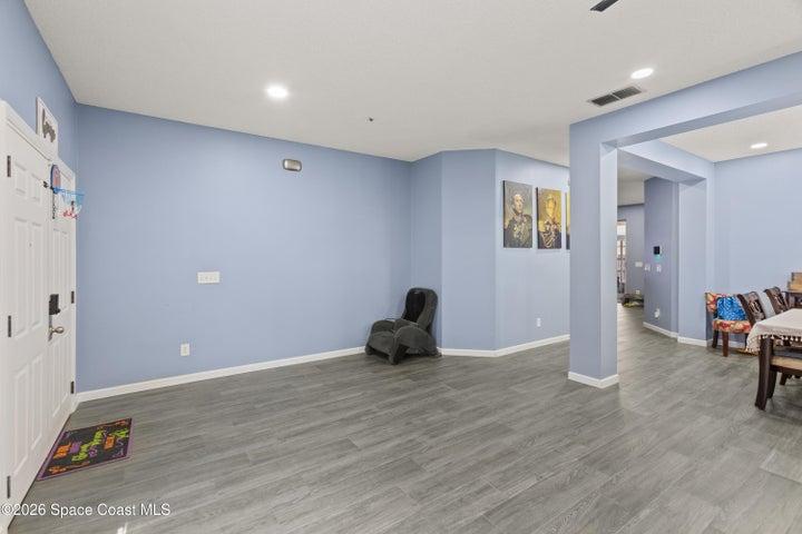 807 Jadestone Circle, Orlando, FL, 32828 photo 3