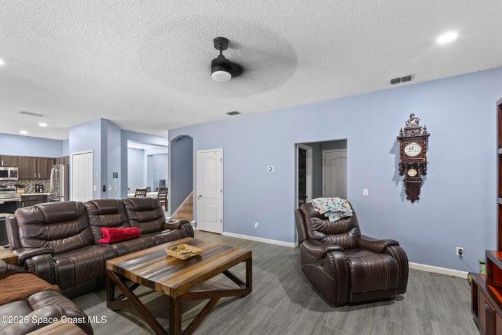 807 Jadestone Circle, Orlando, FL, 32828 photo 10