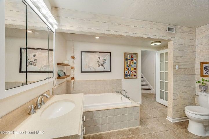 1105 Pawnee Terrace, Indian Harbour Beach, FL, 32937 photo 59