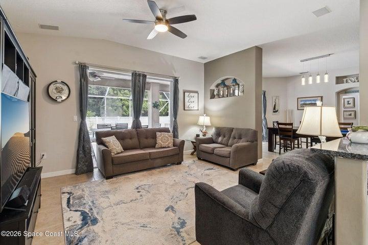 409 Gardendale Circle SE, Palm Bay, FL, 32909 photo 5