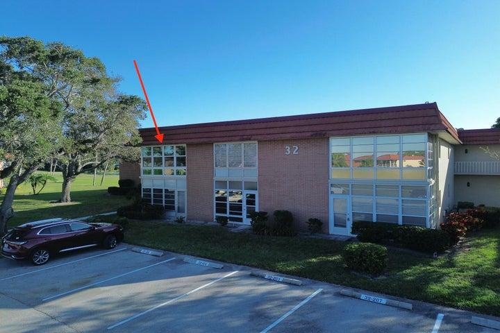 32 Pine Arbor Lane 205, Vero Beach, FL, 32962 photo 3