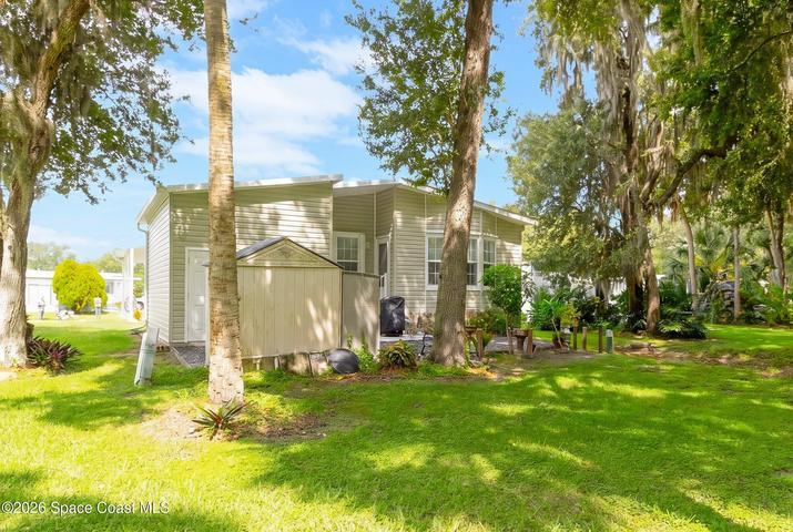 379 Holiday Park Boulevard NE, Palm Bay, FL, 32907 photo 8