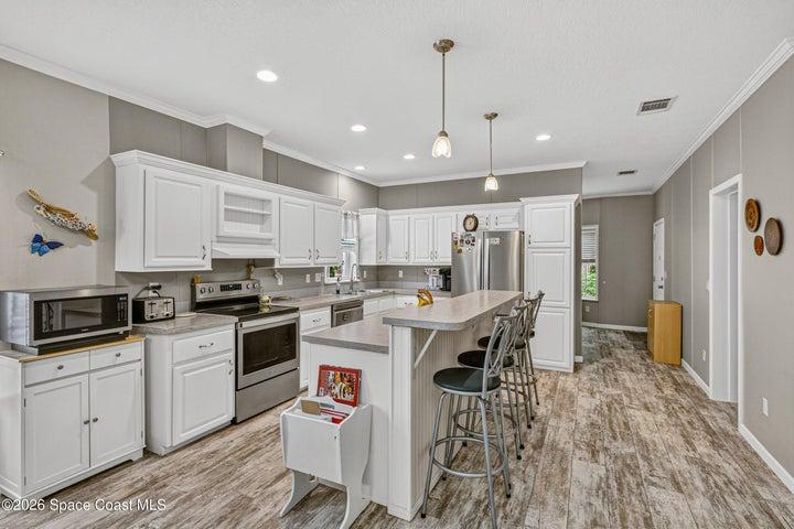 379 Holiday Park Boulevard NE, Palm Bay, FL, 32907 photo 29