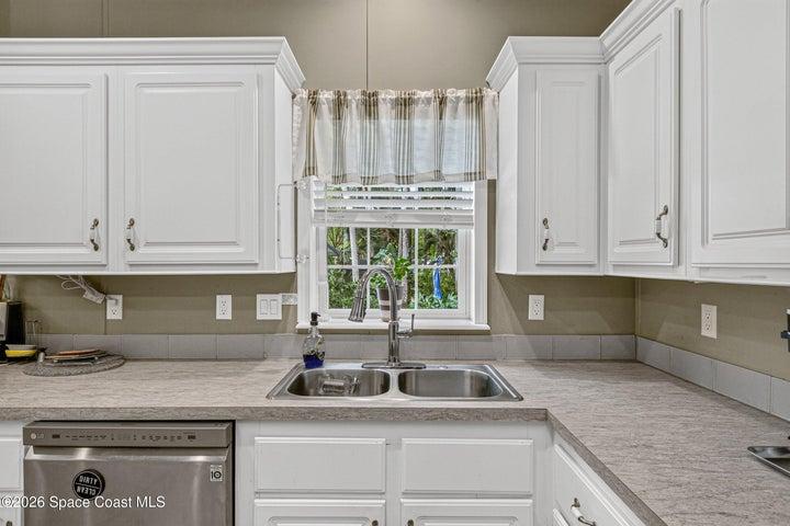 379 Holiday Park Boulevard NE, Palm Bay, FL, 32907 photo 34