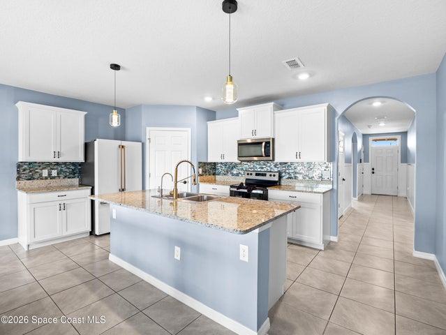 1814 Farmhouse Road SE, Palm Bay, FL, 32909 photo 2