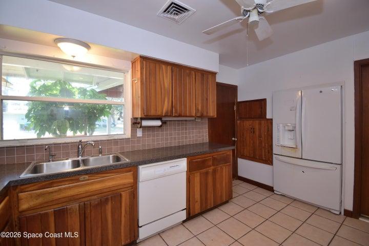 124 Surf Drive, Cocoa Beach, FL, 32931 photo 3