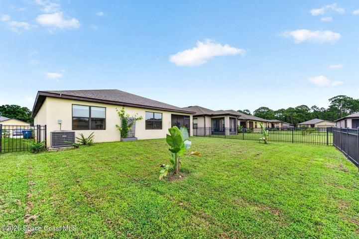 1581 Mineral Loop Drive NW, Palm Bay, FL, 32907 photo 33