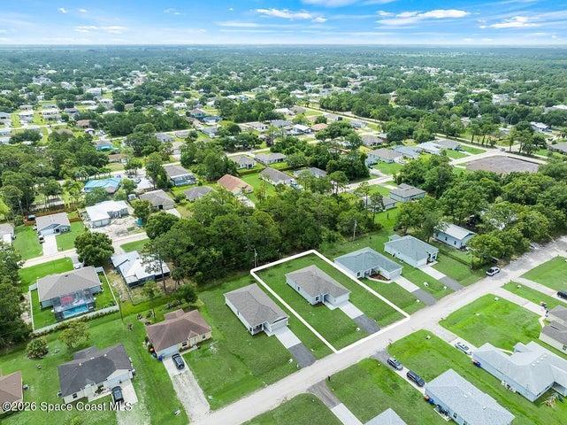 8226 104th Court, Vero Beach, FL, 32967 photo 5