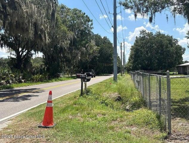 2703 Jim Johnson Road, Plant City, FL, 33566 photo 4