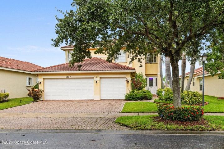 1894 Grey Falcon Circle SW, Vero Beach