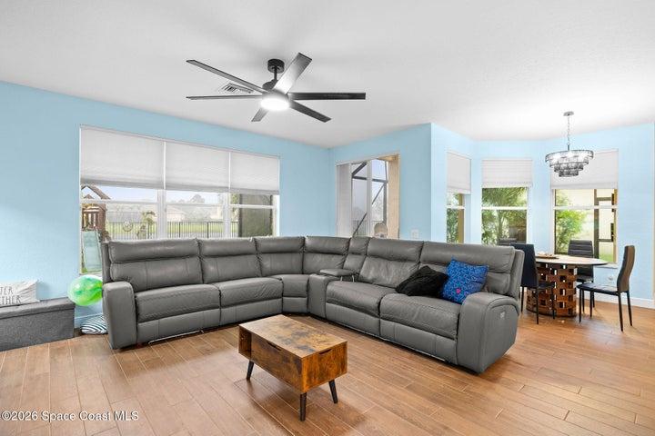 1894 Grey Falcon Circle SW, Vero Beach, FL, 32962 photo 18
