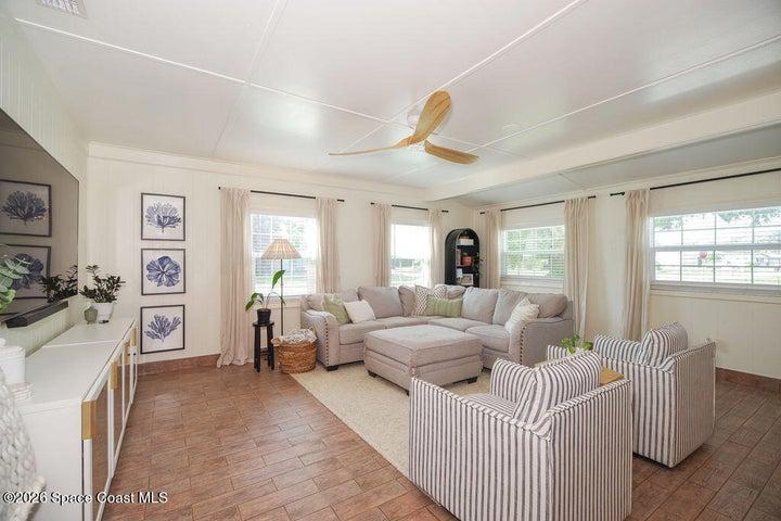 960 Kings Post Road, Rockledge, FL, 32955 photo 4