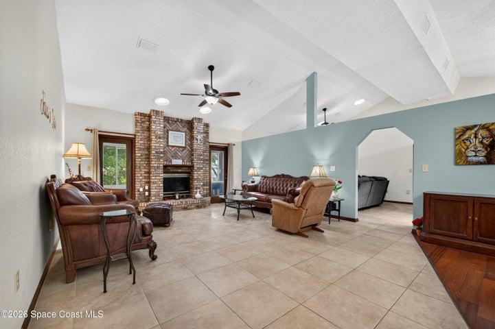 415 Cheyenne Trail, Merritt Island, FL, 32953 photo 4