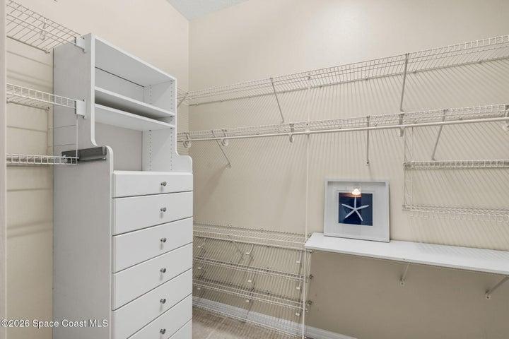 Walk in Closet - Primary