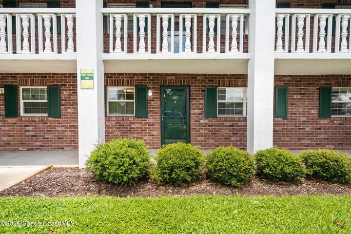 1890 Knox Mcrae Drive 107f, Titusville