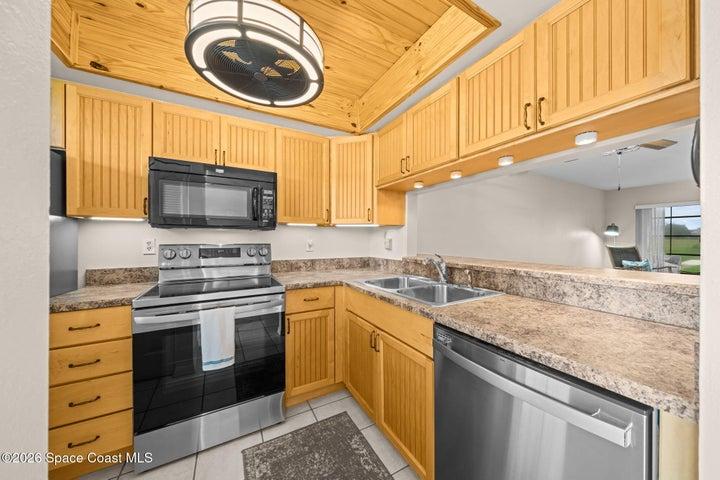 1890 Knox Mcrae Drive 107f, Titusville, FL, 32780 photo 6