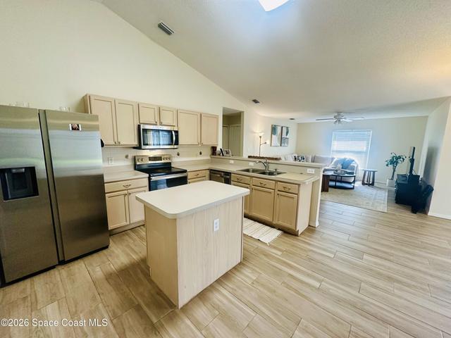 Kitchen / Family Room