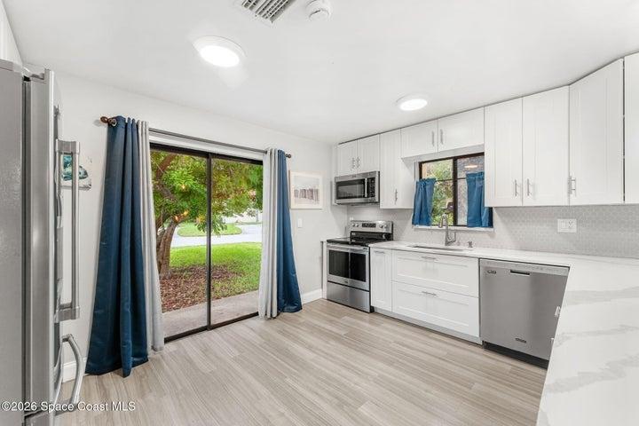 8759 Banyan Way, Cape Canaveral, FL, 32920 photo 5