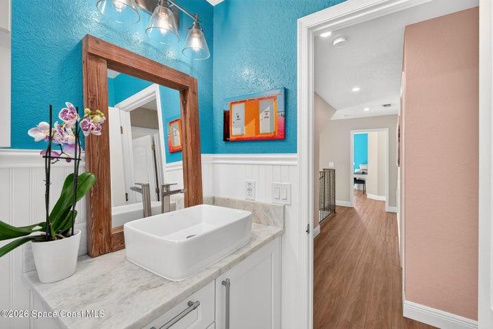 Renovated bathroom #3