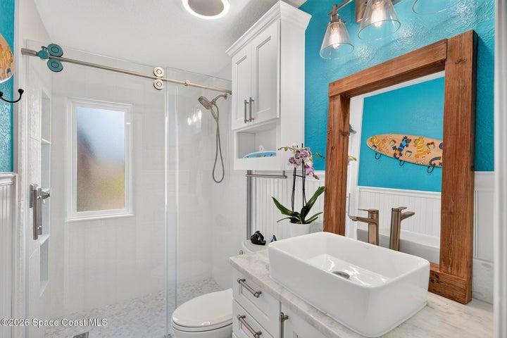Renovated bathroom #3