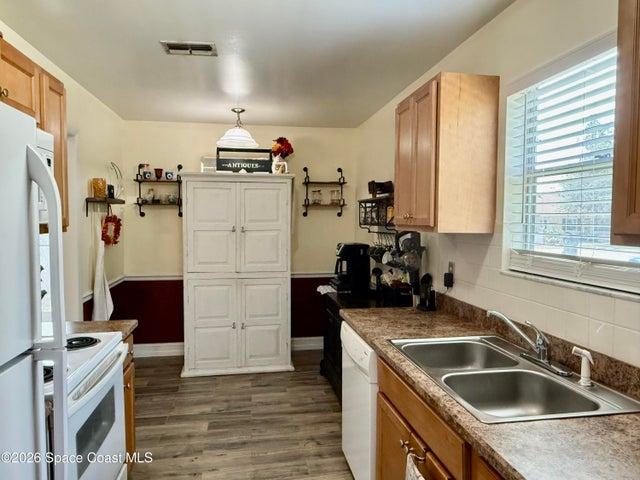 1150 Cheney Highway H, Titusville, FL, 32780 photo 14