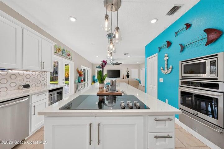 Gourmet Chef's Kitchen facing the family!