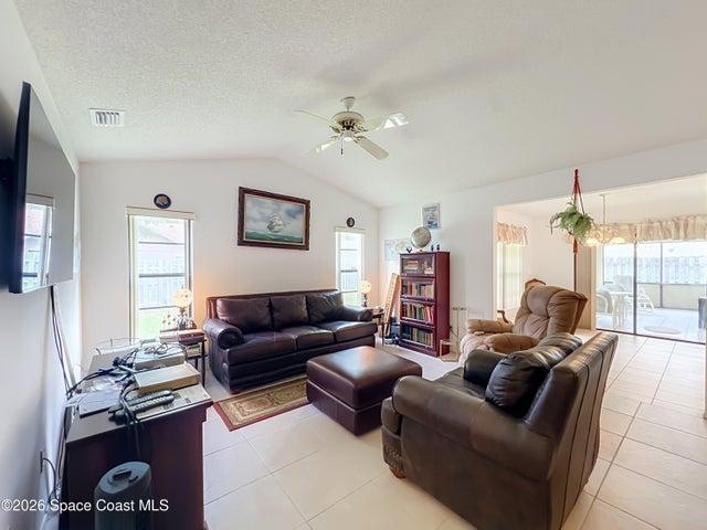 132 Oak Lake Road, Melbourne, FL, 32901 photo 14