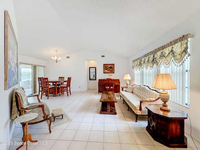 132 Oak Lake Road, Melbourne, FL, 32901 photo 4