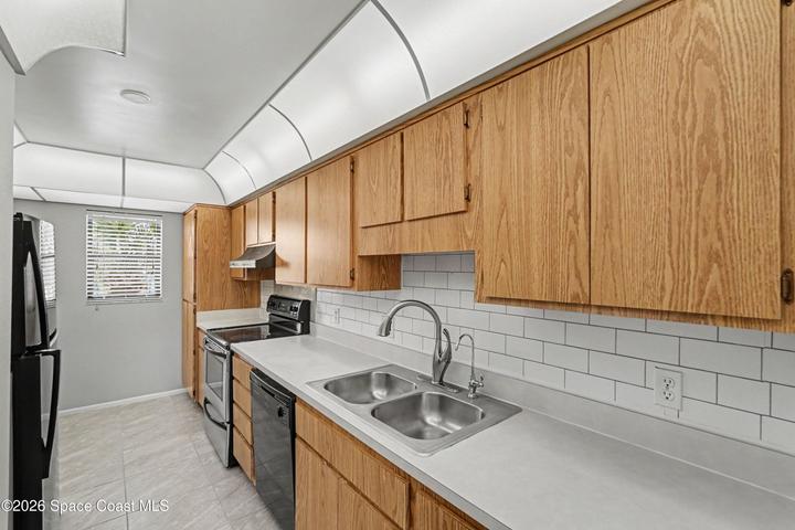 520 Palm Springs Boulevard 306, Indian Harbour Beach, FL, 32937 photo 8