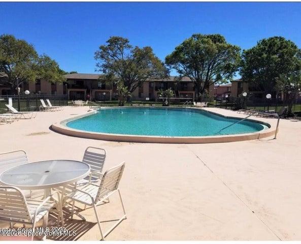 154 San Juan Circle, Melbourne, FL, 32935 photo 2