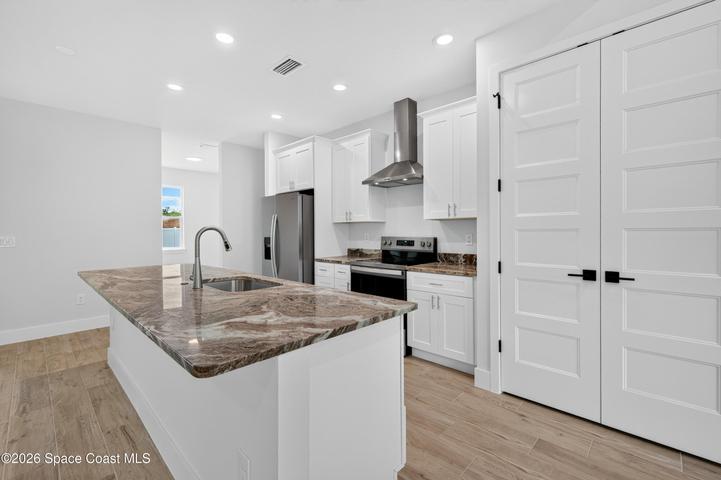 356 Friendly Street SW, Palm Bay, FL, 32908 photo 6