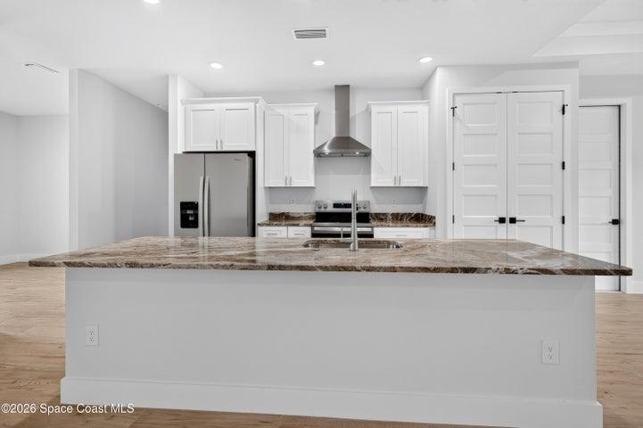 356 Friendly Street SW, Palm Bay, FL, 32908 photo 5